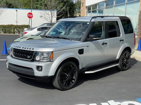 Used 2015 Land Rover LR4 HSE AWD/4WD image 9