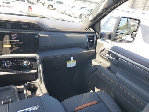 New 2026 GMC Sierra 3500 AT4 w/ AT4 Premium Plus Package AWD/4WD image 16