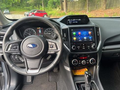 Used 2023 Subaru Forester Touring AWD/4WD image 9