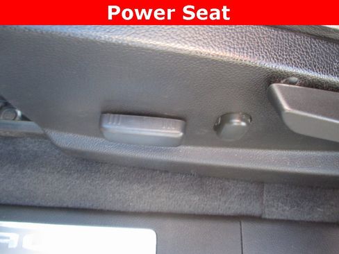 Certified 2021 GMC Canyon Denali image 25