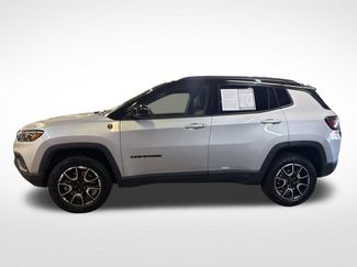 Used 2025 Jeep Compass Trailhawk w/ Trailhawk Elite Group AWD/4WD video 2