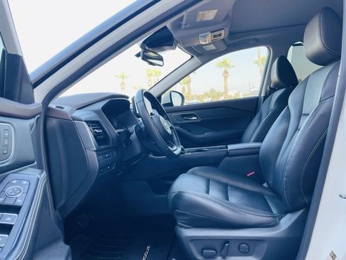 Certified 2021 Nissan Rogue SL w/ Premium Package image 20