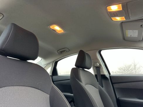 Used 2024 Kia Forte LXS image 15