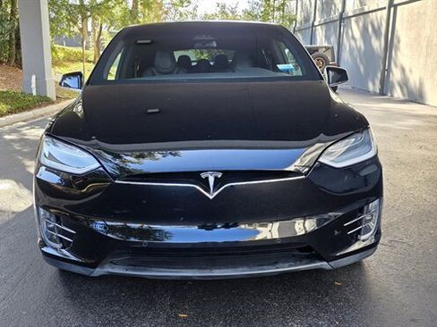 Used 2018 Tesla Model X 100D image 4