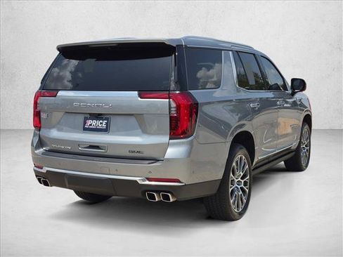 Used 2025 GMC Yukon Denali w/ Denali Reserve Package AWD/4WD image 5