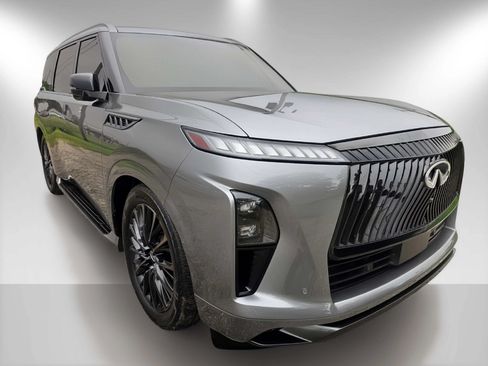 Used 2025 INFINITI QX80 Autograph AWD/4WD image 3