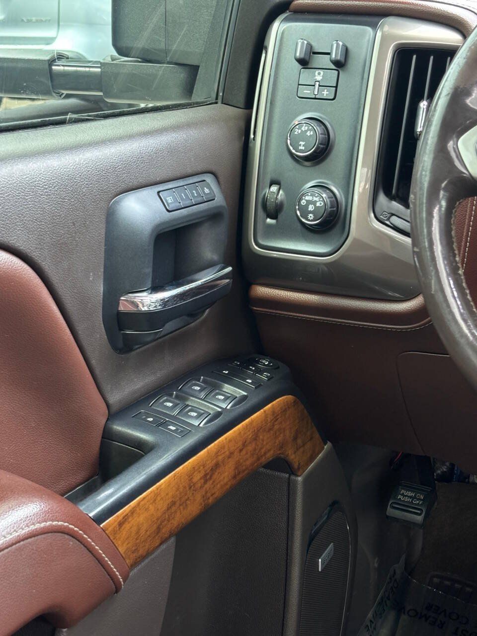 Used 2015 Chevrolet Silverado 3500 High Country w/ Duramax Plus Package AWD/4WD image 25