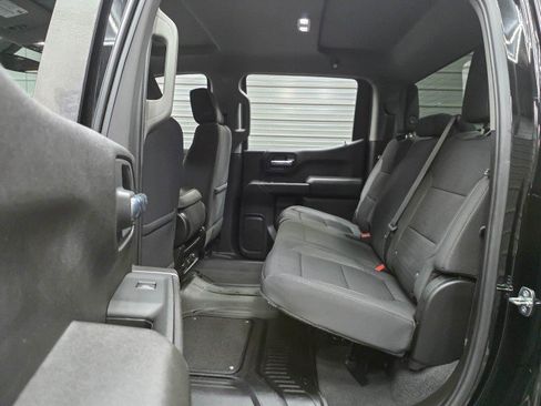 Used 2021 Chevrolet Silverado 1500 LT w/ Z71 Off-Road Package AWD/4WD image 19