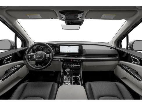 Used 2024 Kia Carnival EX FWD image 17
