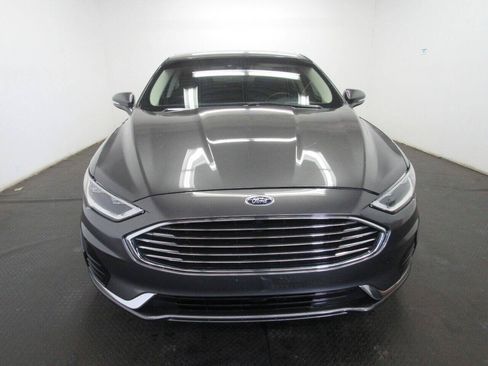 Used 2019 Ford Fusion SEL FWD image 2