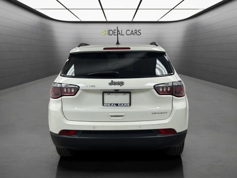 Used 2018 Jeep Compass Sport w/ Tech Group FWD image 6