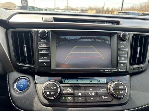 Used 2017 Toyota RAV4 Limited image 21