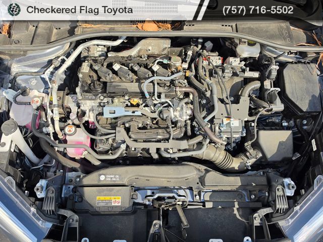 Used 2024 Toyota Corolla Cross AWD Hybrid w/ Convenience Package image 11