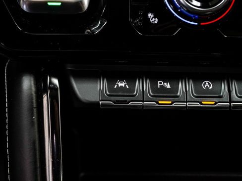 Used 2024 GMC Sierra 1500 AT4X image 21