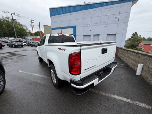 Used 2021 Chevrolet Colorado LT w/ Fleet Safety Package AWD/4WD image 3