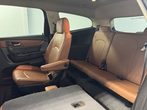 Used 2016 Chevrolet Traverse LTZ image 30