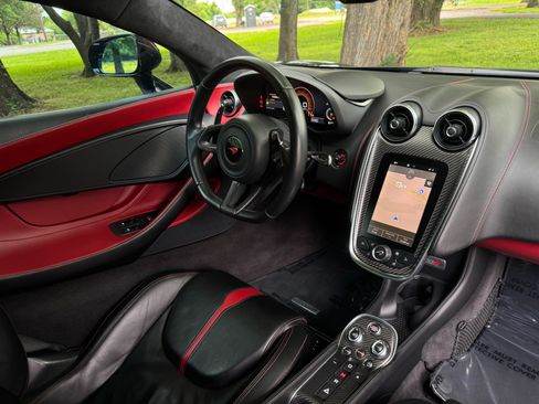Used 2017 McLaren 570S Coupe RWD image 61