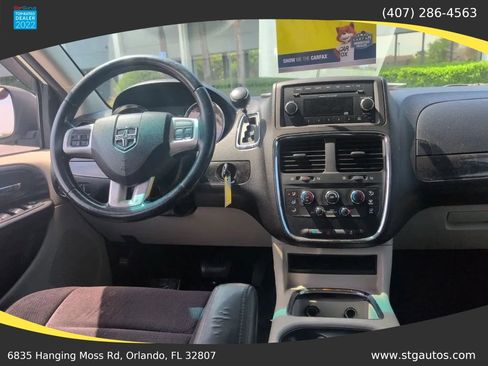 Used 2013 Dodge Grand Caravan SXT w/ Rear Park Assist Pkg FWD image 18