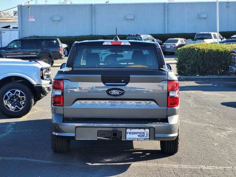 New 2026 Ford Maverick Lobo image 5