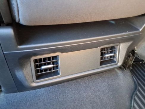 Used 2022 Chevrolet Silverado 1500 Custom image 13