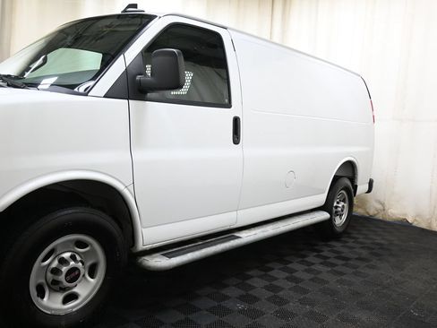 Used 2025 GMC Savana 2500 w/ Driver Convenience Package RWD image 7
