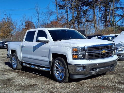 Used 2014 Chevrolet Silverado 1500 LTZ Z71 w/ LTZ Plus Package image 3