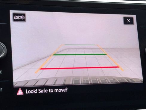 Used 2023 Volkswagen Tiguan SEL R-Line image 28