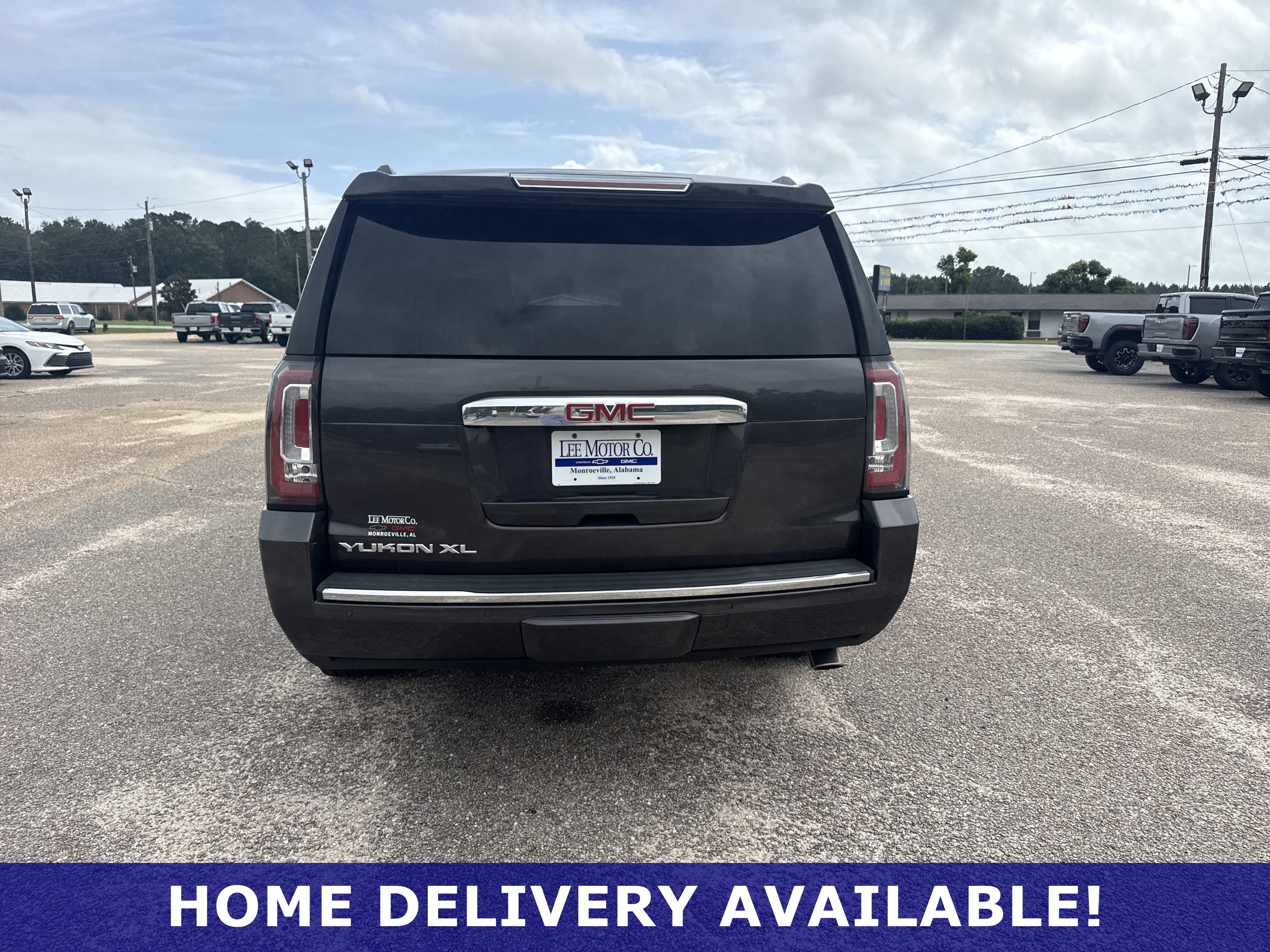Used 2018 GMC Yukon XL Denali w/ Denali Ultimate Package AWD/4WD image 6