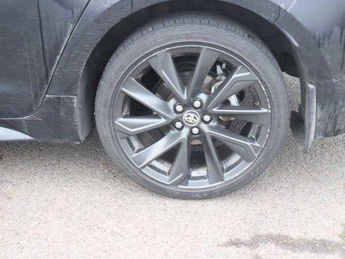 Used 2024 Toyota Corolla SE w/ SE Package image 9