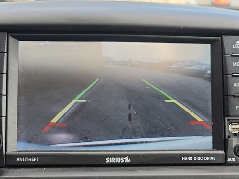 Used 2016 Chrysler Town & Country Limited Platinum FWD image 20