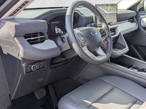 New 2026 Ford Explorer Active w/ Active Comfort Package image 3