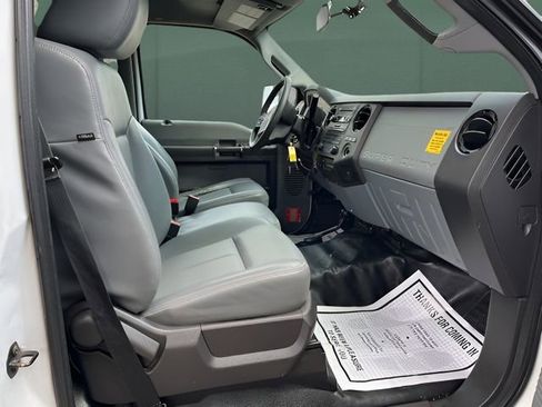 Used 2015 Ford F550 4x4 Regular Cab Super Duty image 12