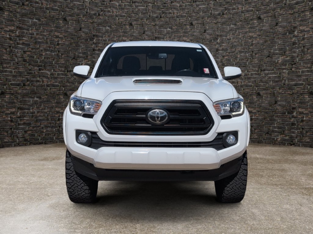 Used 2021 Toyota Tacoma TRD Sport w/ Technology Package AWD/4WD image 5