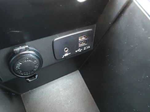 Used 2019 Subaru Crosstrek 2.0i Limited w/ Moonroof Package AWD/4WD image 33