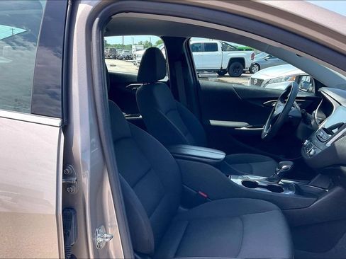 Used 2023 Chevrolet Malibu LT FWD image 30