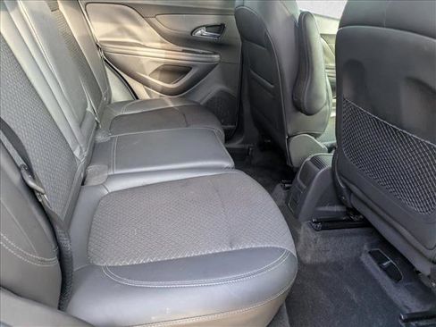 Used 2020 Buick Encore Preferred image 26