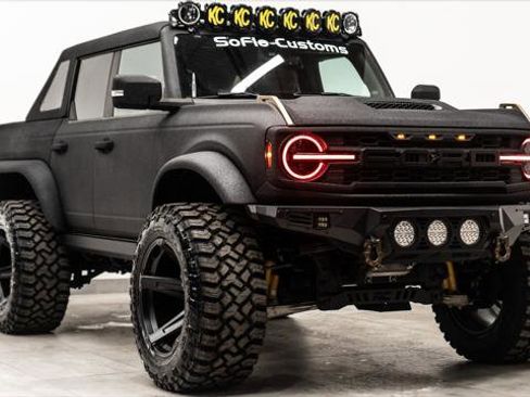 Used 2022 Ford Bronco Outer Banks image 5