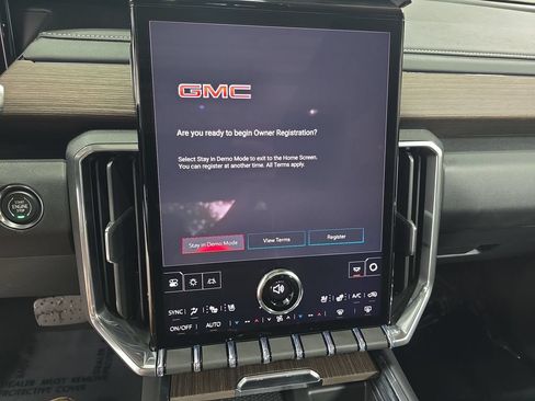 New 2026 GMC Acadia Denali w/ Super Cruise Package AWD/4WD image 22