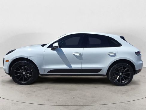 Used 2020 Porsche Macan AWD/4WD image 2
