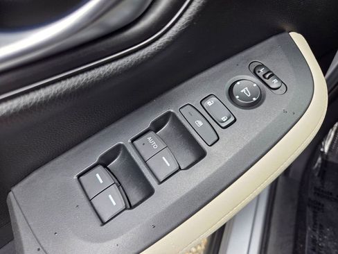Used 2024 Honda HR-V LX image 28