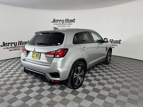 Used 2025 Mitsubishi Outlander Sport ES AWD/4WD image 6