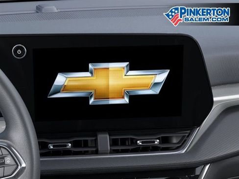 New 2026 Chevrolet Equinox LT w/ Midnight Edition FWD image 20