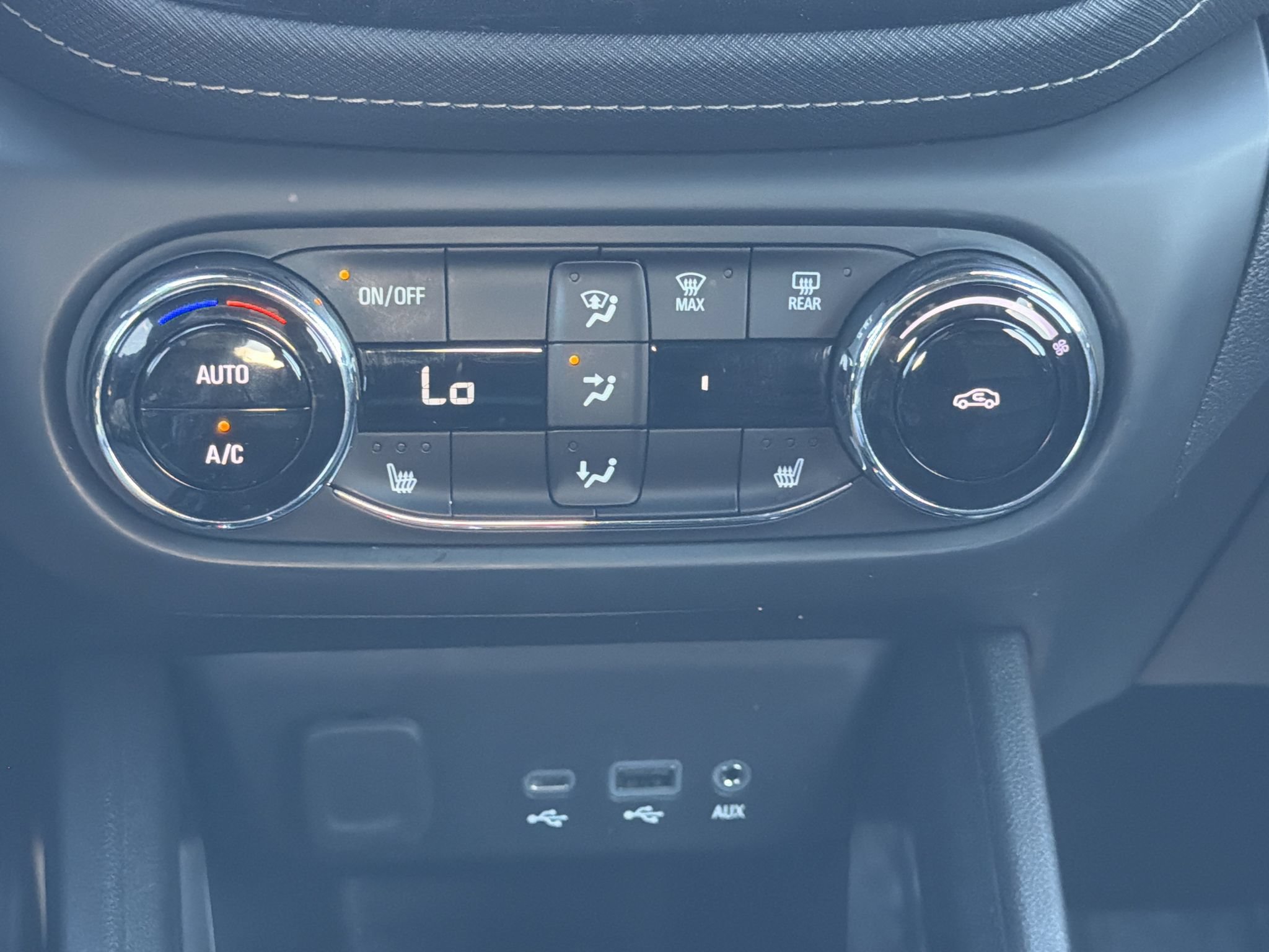 Used 2023 Chevrolet TrailBlazer ACTIV w/ Convenience Package FWD image 6