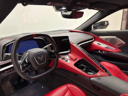 Used 2023 Chevrolet Corvette Stingray Preferred Conv w/ Z51 Performance Package image 12