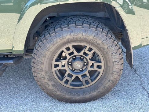 Used 2021 Toyota 4Runner Trail Special Edition AWD/4WD image 7