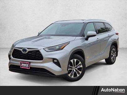 Used 2022 Toyota Highlander XLE