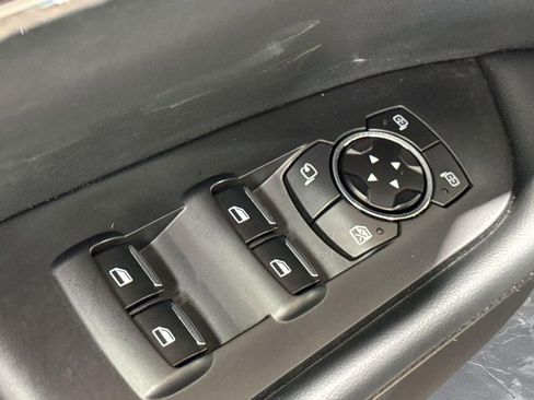 Used 2023 Lincoln Nautilus AWD w/ Premium Package image 15