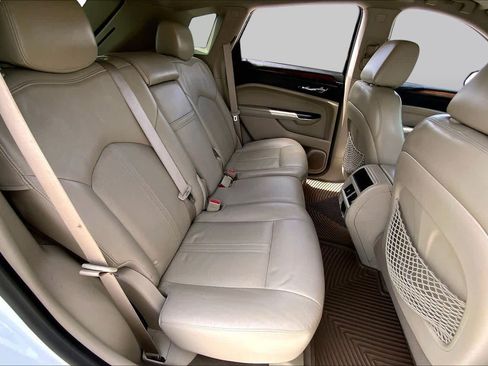 Used 2013 Cadillac SRX Luxury FWD image 19