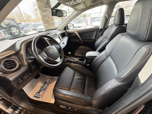Used 2013 Toyota RAV4 Limited image 22