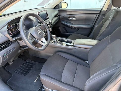 Used 2024 Nissan Sentra SV FWD image 24